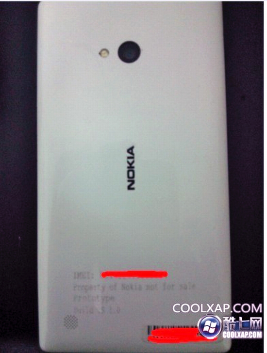 Aparece nuevas imagenes reales del Nokia Lumia 820