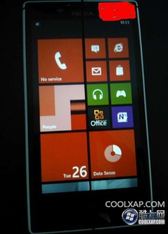 Aparece nuevas imagenes reales del Nokia Lumia 820