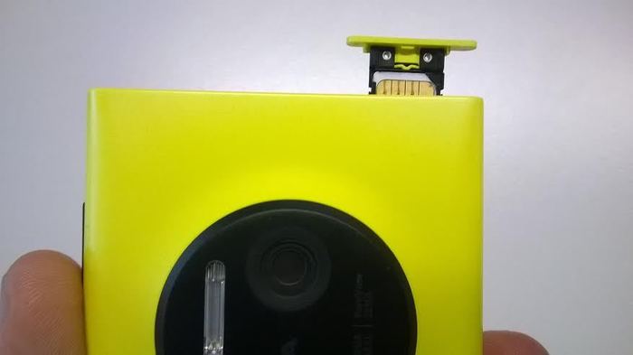Lumia-1020-SIM