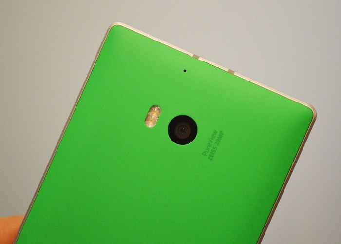 Nokia_Lumia_930_verde