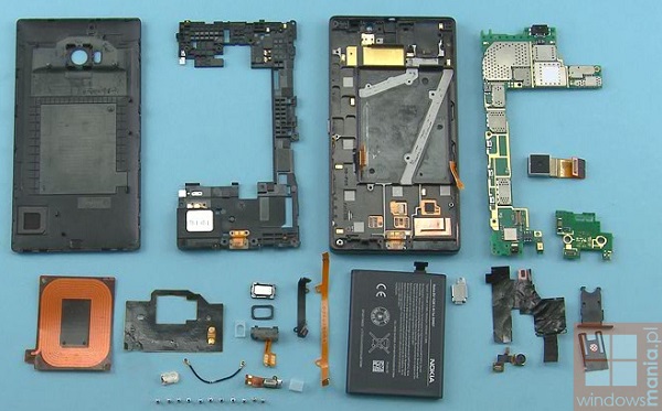 nokia-lumia-930-tear-down-1