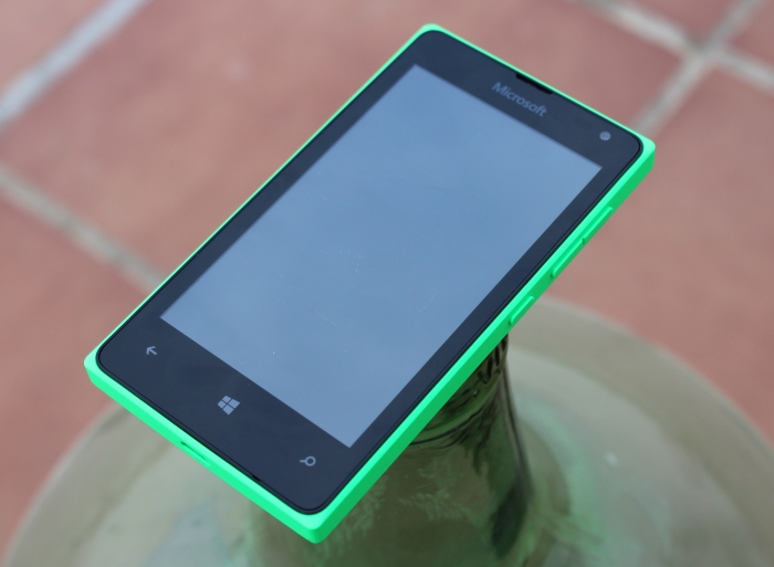 Parte frontal del Lumia 435