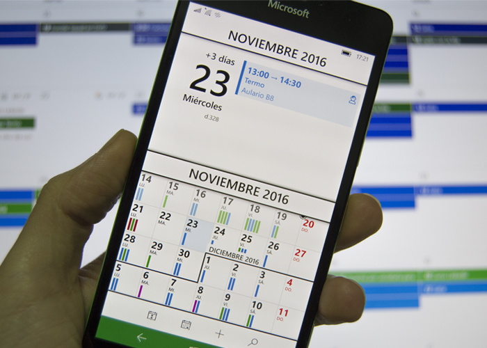 Aplicación de Chronos Calendar abierta en un Lumia 950