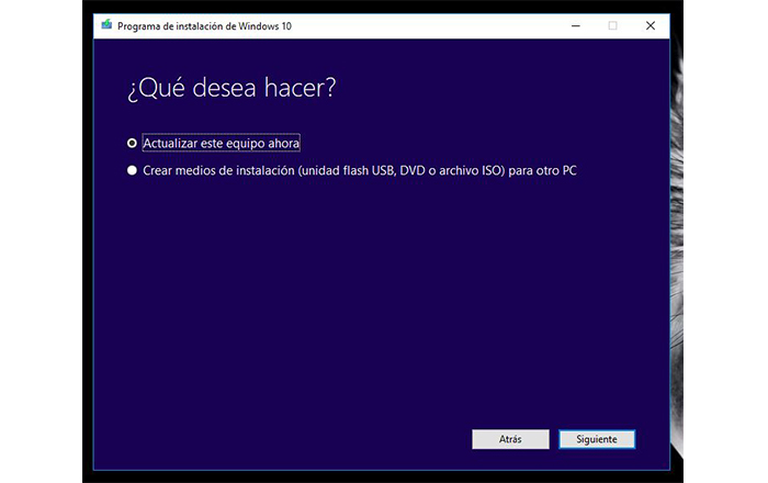 Captura de la herramienta para actualizar a Creators Update